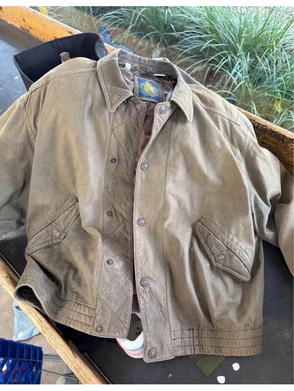 Vintage Claiborne Men’s XL Genuine Leather Bomber Jacket Distressed Brown